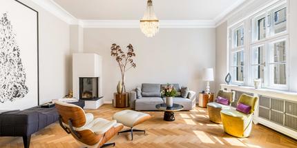 Atemberaubend modernisiertes 4-Zimmer-Altbaujuwel mit stylischem Flair und Balkon