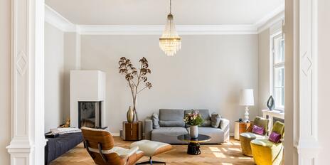 Atemberaubend modernisiertes 4-Zimmer-Altbaujuwel mit stylischem Flair und Balkon