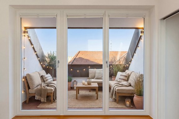 Sonnige Dachterrasse (virtuell)