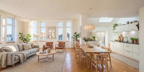 Atemberaubende 6-Zimmer-Maisonette-Wohnung mit Dachterrasse in denkmalgeschütztem Altbau