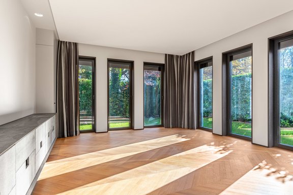 Lichtdurchfluteter Wohnbereich