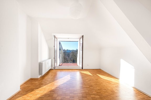 Schlafzimmer mit Balkon