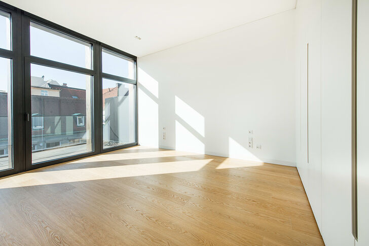 Schlafzimmer mit Einbauschrank