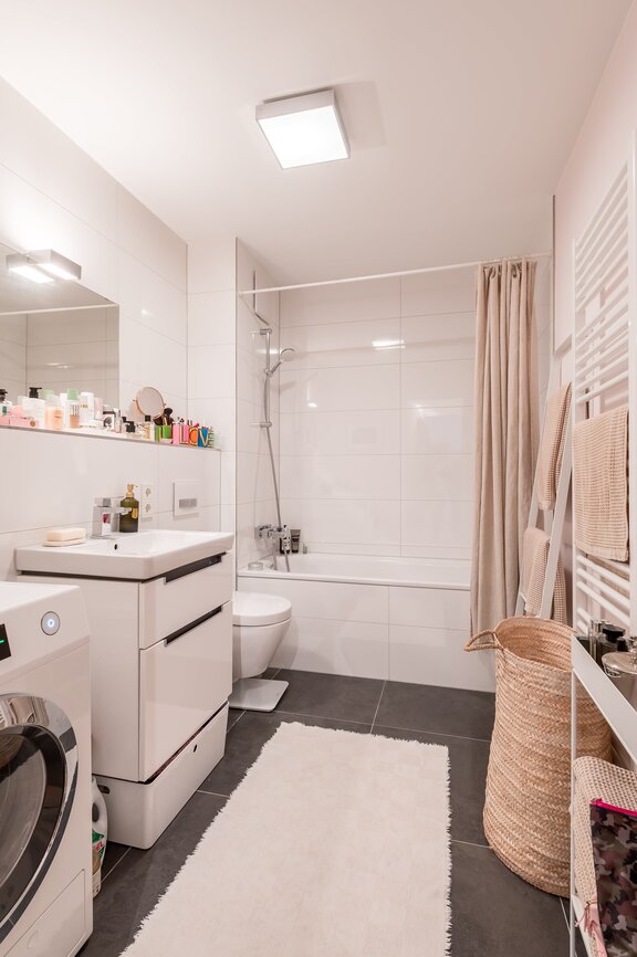 Modernes Badezimmer