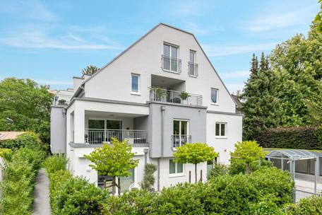 Attraktive 3-Zimmer-Wohnung mit hochwertiger Ausstattung und Südbalkon