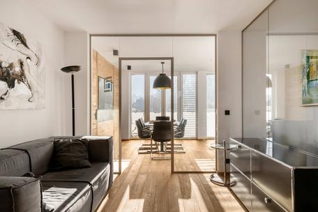 Attraktive Büroimmobilie mit hochwertiger Ausstattung nahe MAN/MTU