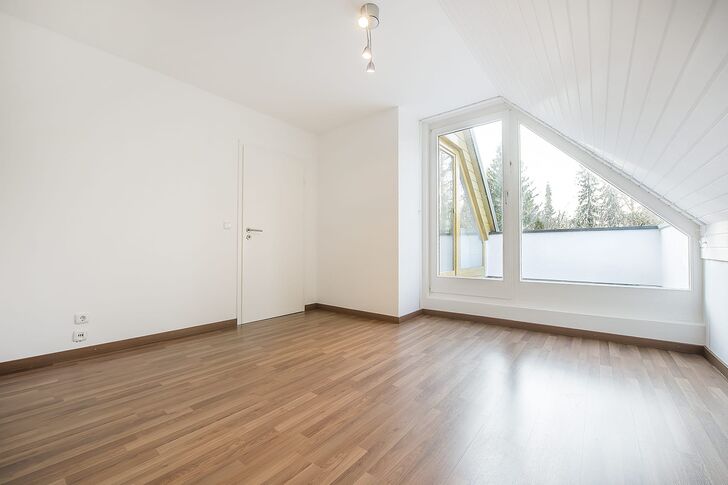 Schlafzimmer mit Dachterrassen-Zugang