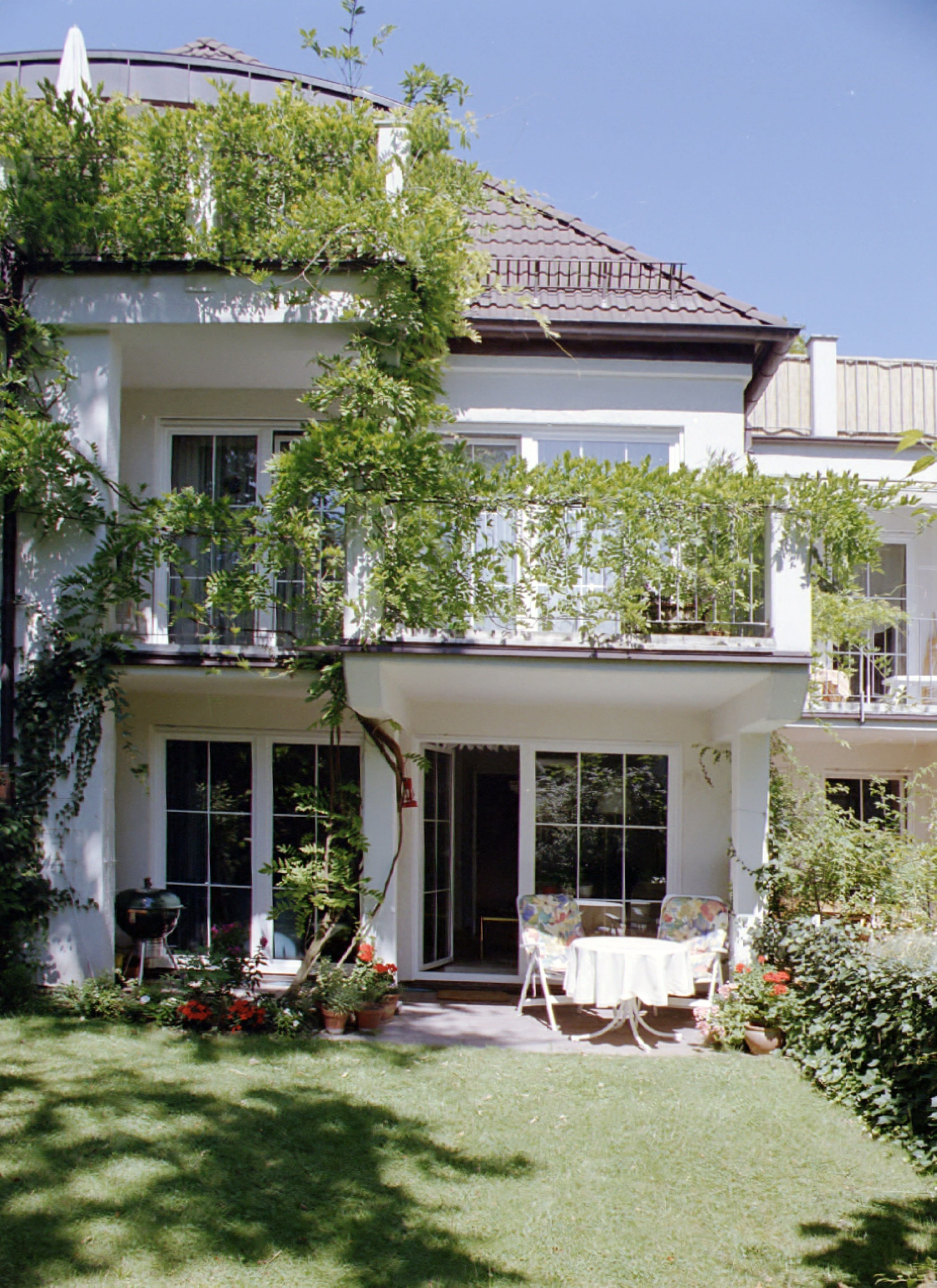 Attraktive GartenWohnung in TopVillenlage