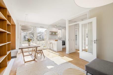 Attraktive, helle 2-Zimmer-Wohnung mit Südbalkon