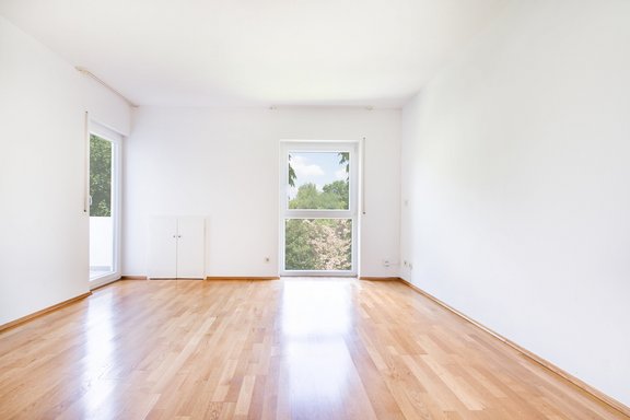 Schlafzimmer mit Balkon