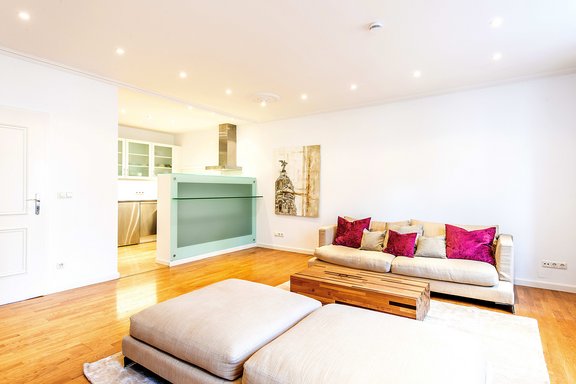 Living room with view to the kitchen