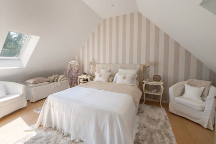 Geräumige Schlafzimmer im Obergeschoss