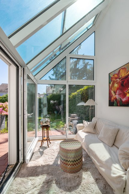 Lichterfüllter Wintergarten