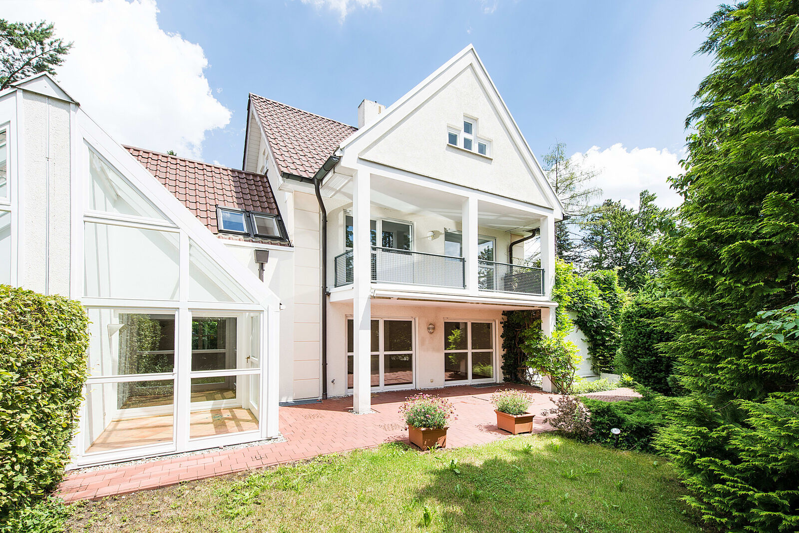 Hausansicht Terrasse