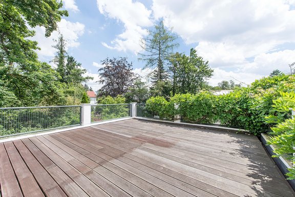 Sonnige Dachterrasse