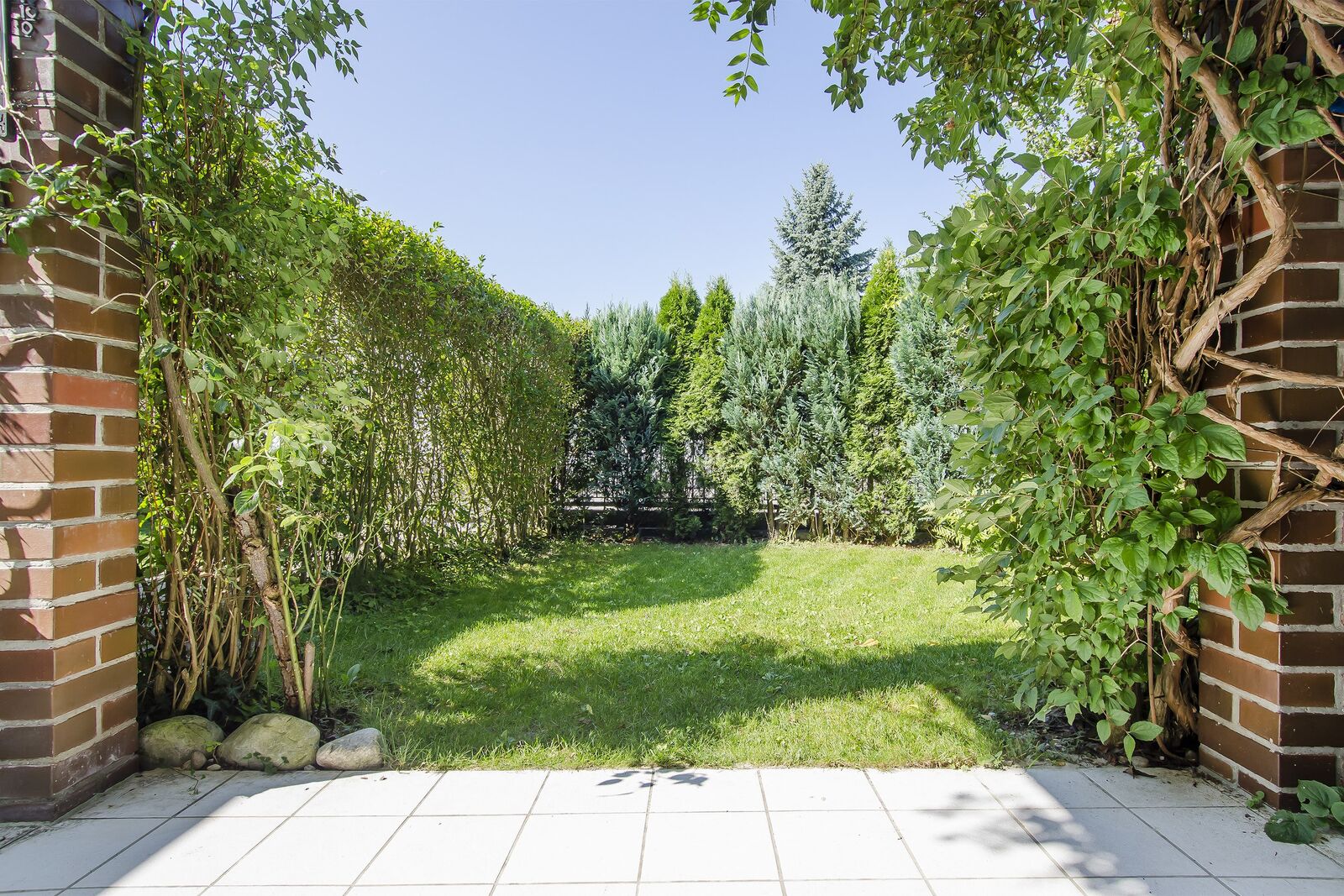 Sonnige Terrasse