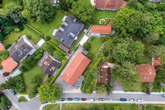 Surrounding buildings