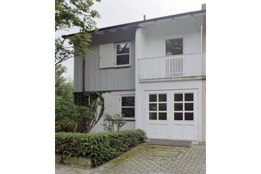 Attraktives Eckhaus mit charmantem Ambiente