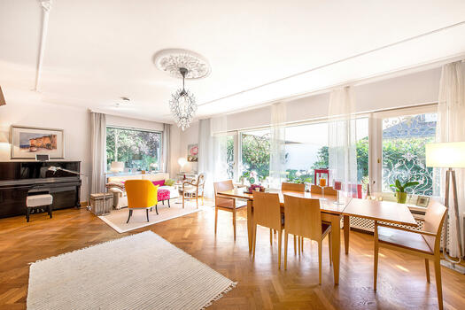 Light filled living and dining area