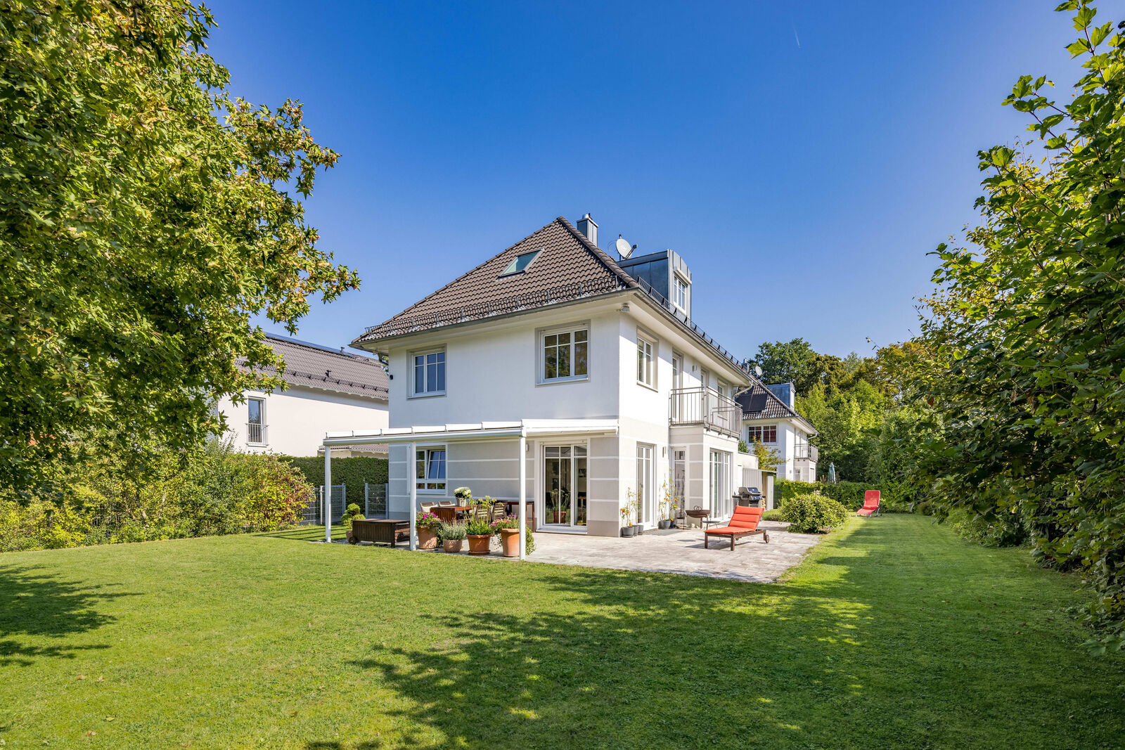 Sonniger Südgarten