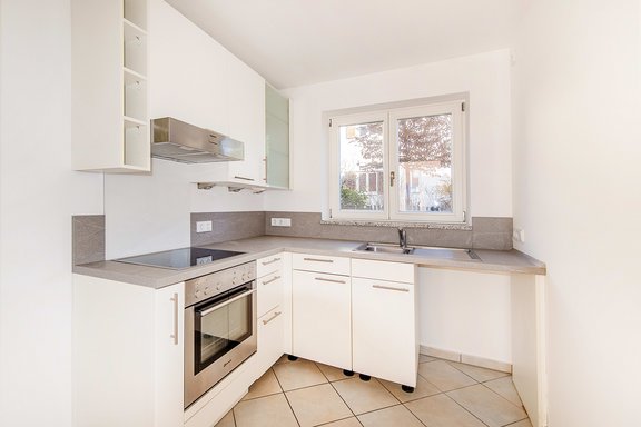 Bright fitted kitchen