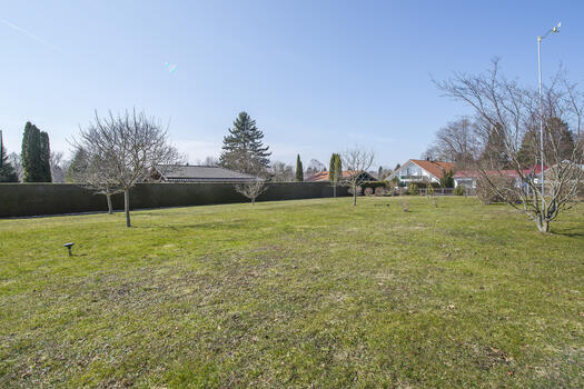 Sunny south plot