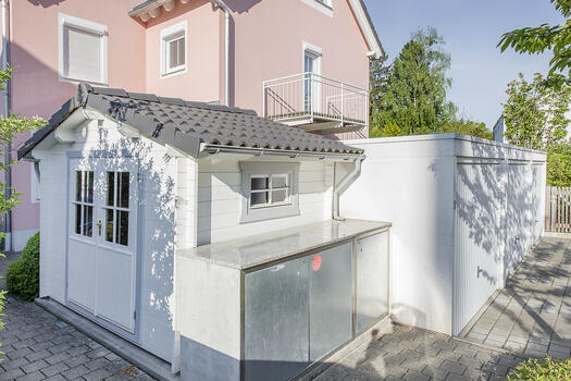 Practical garden shed and garage