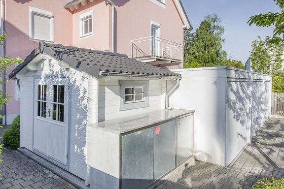 Practical garden shed and garage