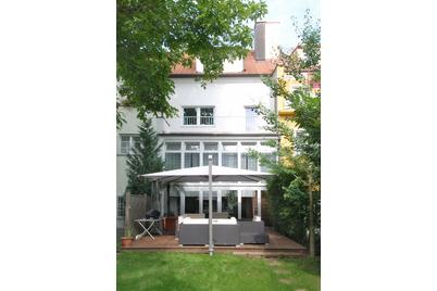 Attraktives Stadthaus mit moderner Ausstattung, offenem Kamin und sonnigem Südwestgarten