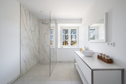 Duschbad en suite mit Tageslicht