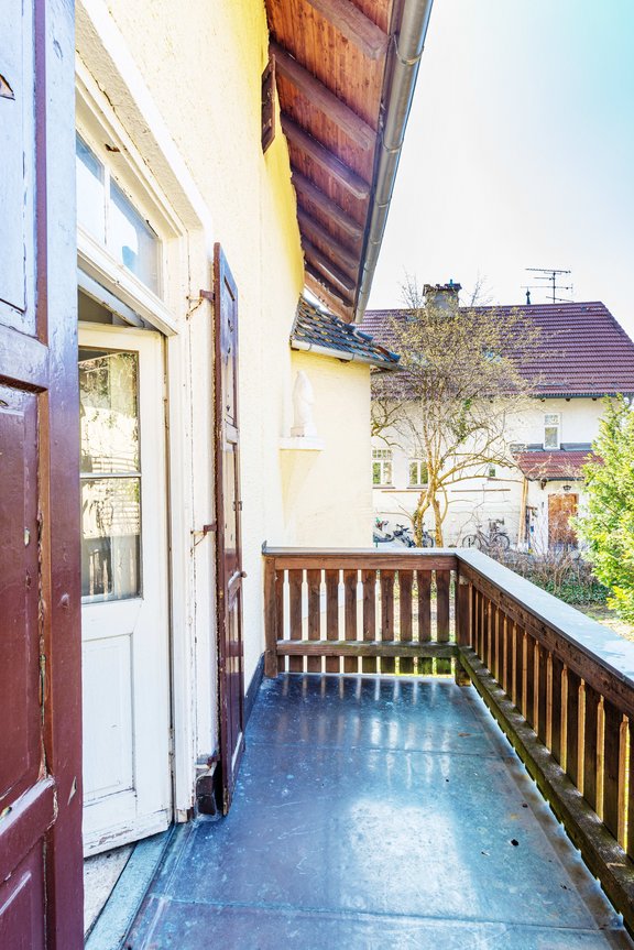 West-Balkon im Hochpaterre