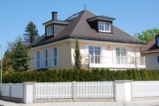 Hausansicht Straße