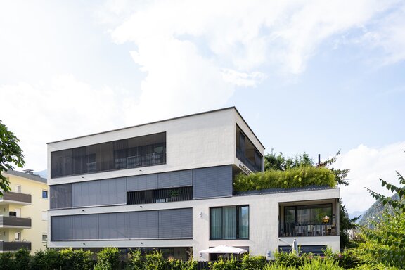 Architecture and Open Space on Two Levels