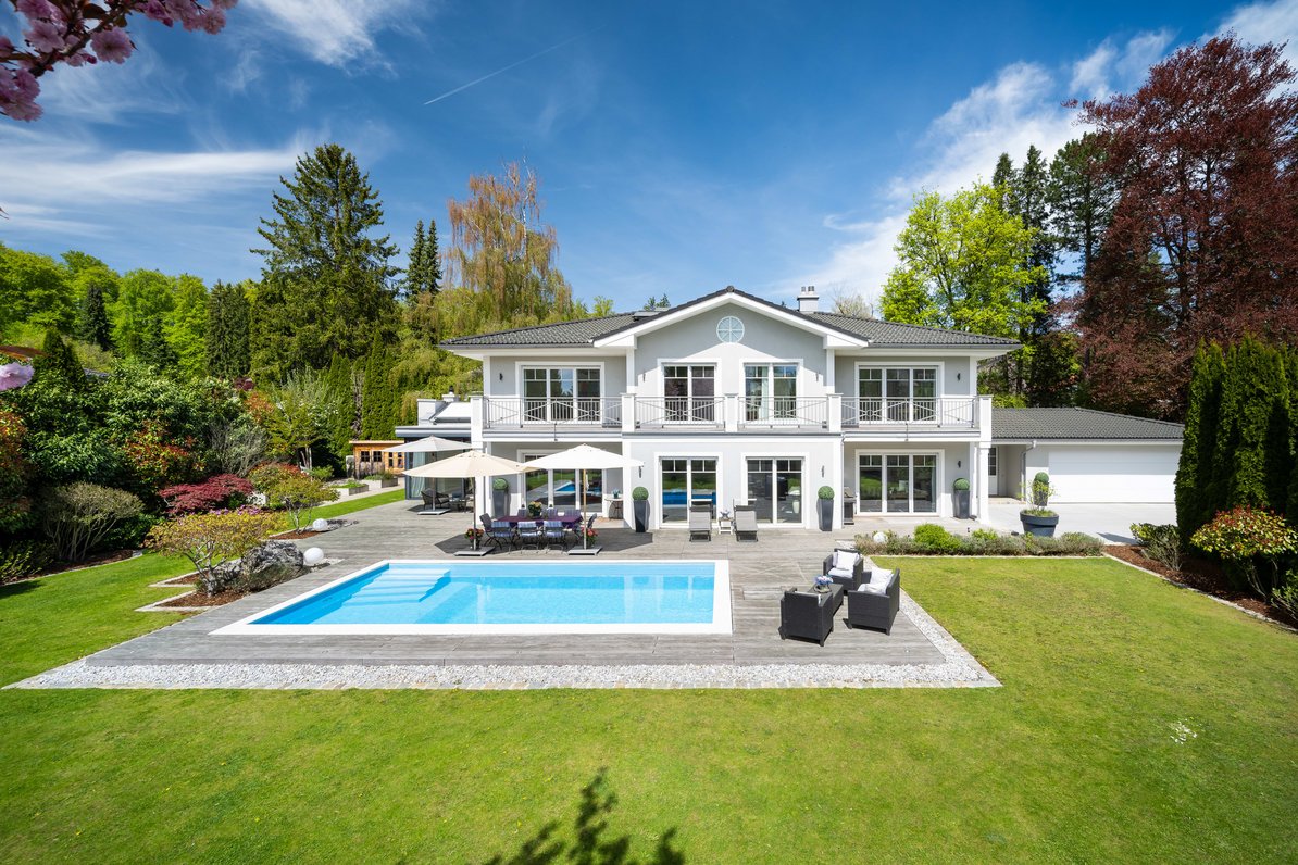 Luxurious family villa