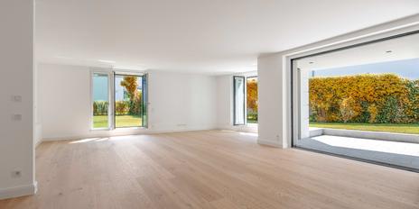 Erstbezug in Stadtvilla: Familiengerechte 4-Zimmer-Wohnung mit Gartenparadies