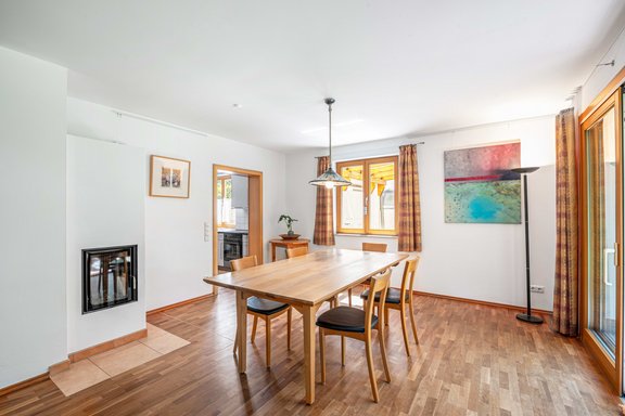 Dining place and kitchen