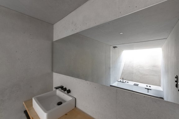 Bad-Highlight mit Lichtrampe