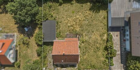 Building lot with development potential