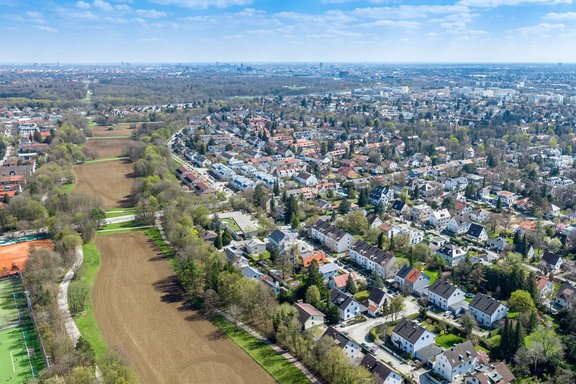 Am Obermenzinger Durchblick