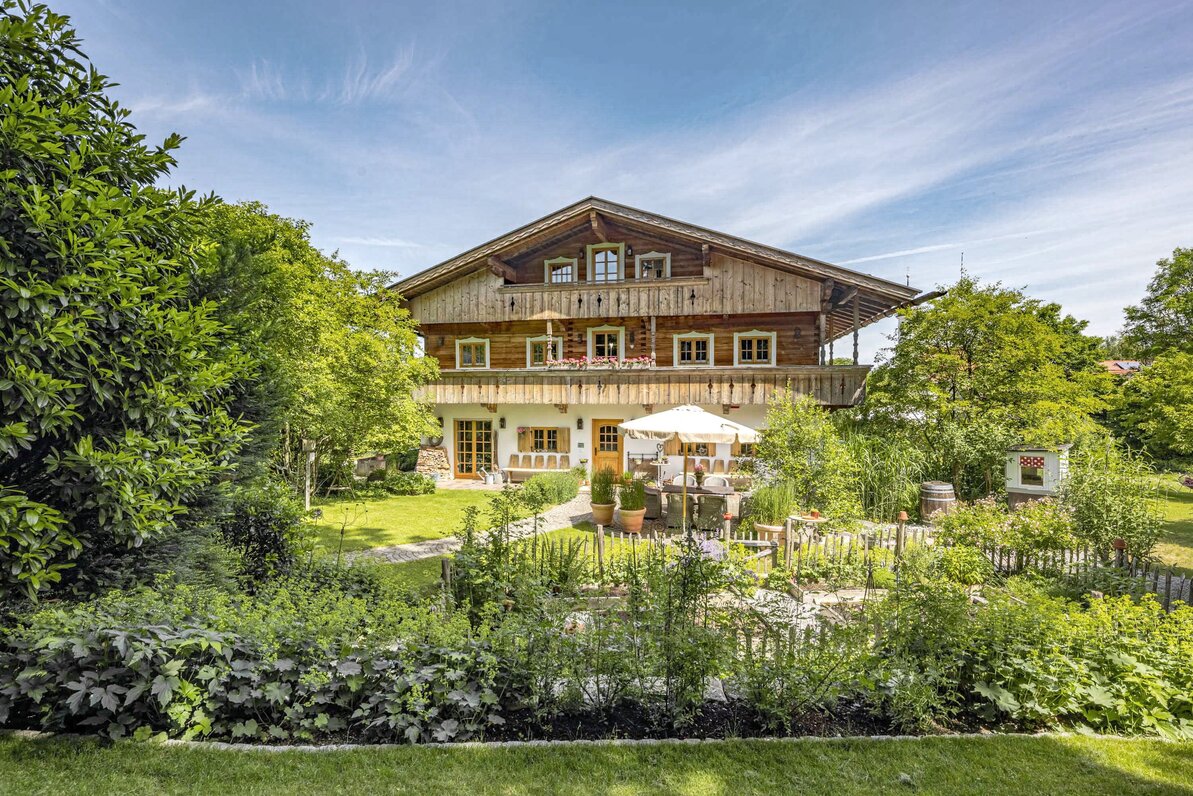 Living in a Garden Paradise