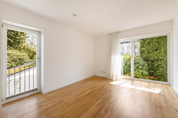 Das familiengerechte Raumangebot umfasst drei ruhige, vorzüglich geschnittene Schlafzimmer