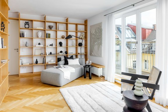 Bibliothek mit Südbalkon