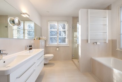 Zeitlos-moderne Bäder