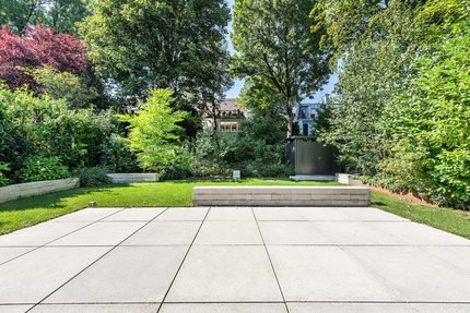 Terrasse mit Blick ins Grüne