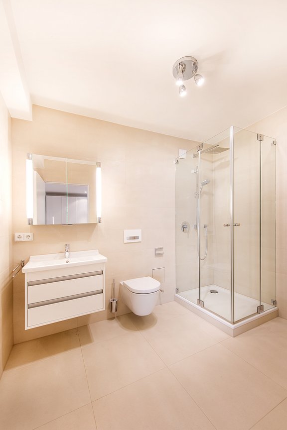 Shower room in the basement