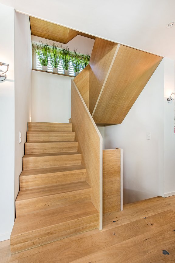 Staircase with step lighting