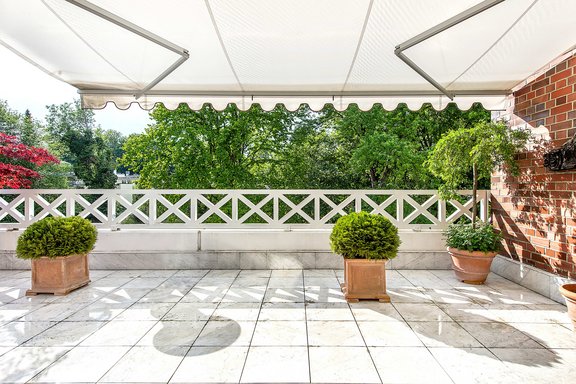 Unobservable roof terrace