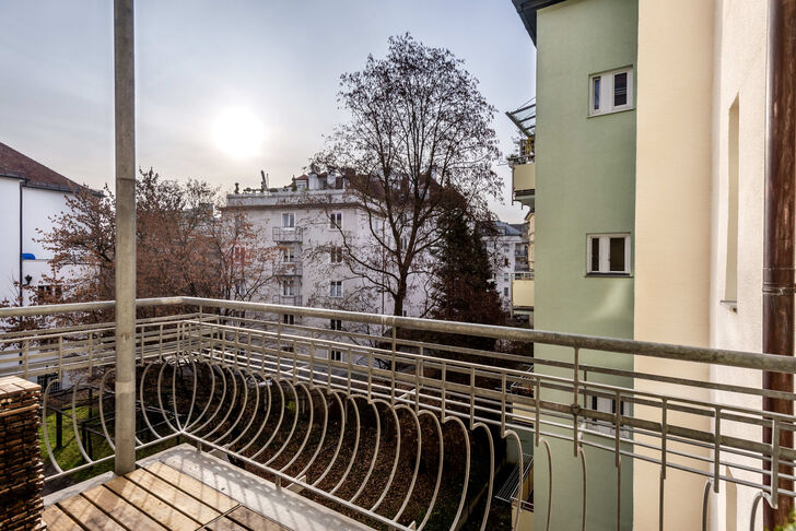 Sonniger Südost-Balkon