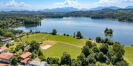Bezauberndes, geräumiges Landhaus mit See- und Alpenblick am Seehamer See
