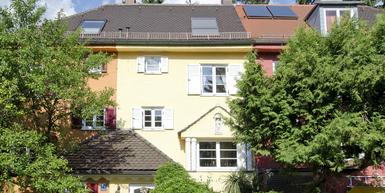 Bezauberndes und stilvoll renoviertes Jugendstil-Stadthaus mit Veranda